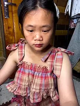 Junny211 from StripChat