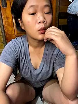 Junny211 from StripChat