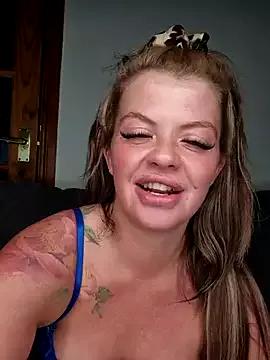 Just_peaches_not_cream from StripChat is Freechat