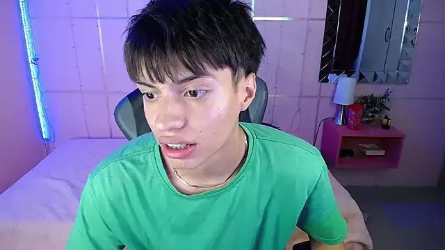 Justin_gray_ from StripChat is Freechat