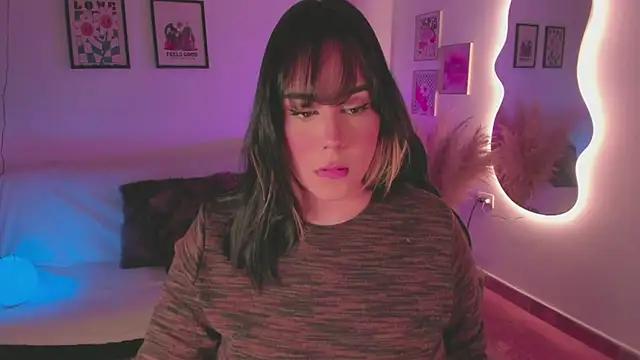 Dirty chat webcam: explore liveshows with versed models, from laying bare to fetishes, in a variety of sexy free adult webcams.