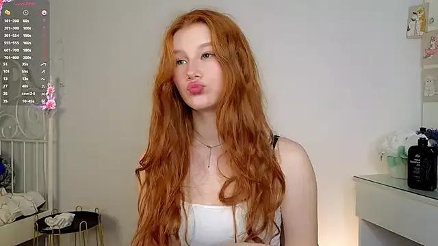 Juuulia_ from StripChat