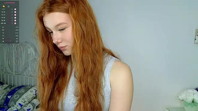 Juuulia_ from StripChat