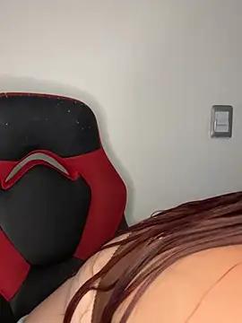 Kaarol69 from StripChat