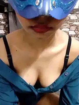 KACHII_KALLI webcams show profile image 