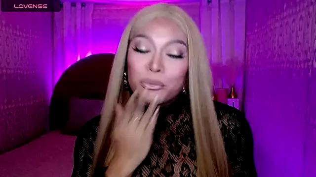 KaGoddessonXXX from StripChat is Freechat