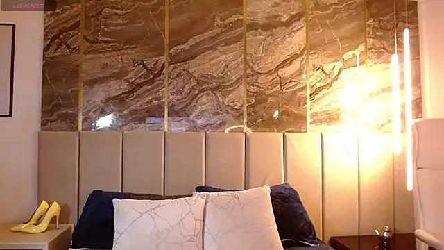 Kaia_Bellucci from StripChat