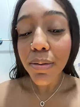 Photos of Kaiisa_ from StripChat is Freechat