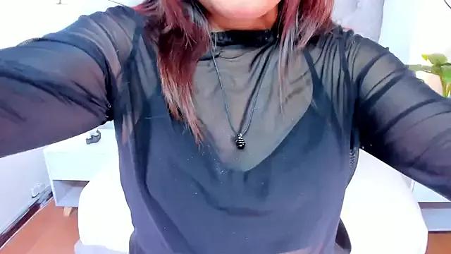 KairoLux from StripChat is Freechat