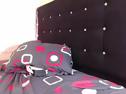 kalii_rosse from StripChat is Freechat