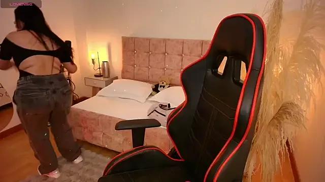 KallyMyller1 from StripChat
