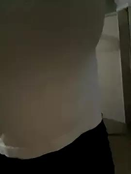 Kamaleonix from StripChat