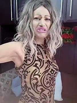 KamaLila from StripChat