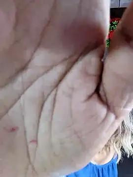 KamaLila from StripChat
