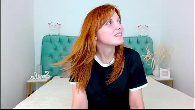 Kamila_mini webcams show profile image 