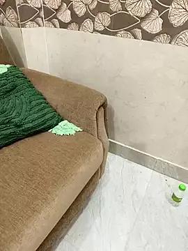 kaminiarora29 on StripChat