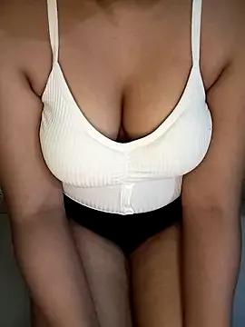 Kanika_kapoor07 webcams show profile image 