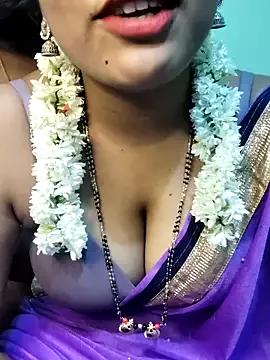 Photos of KannadaTamilSexyCouples from StripChat is Freechat