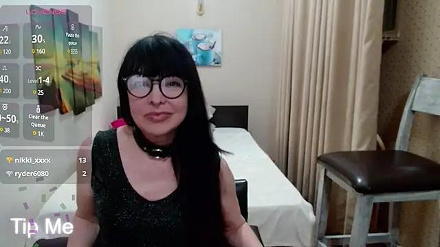 KaraMileer from StripChat