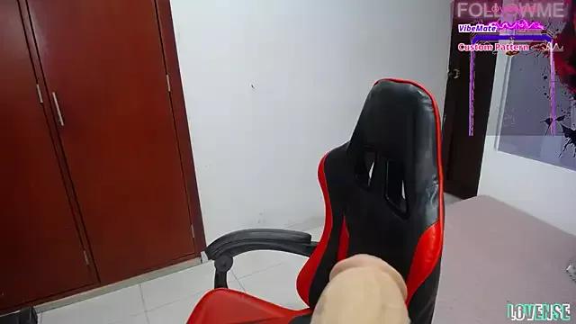 karime_sexygirl from StripChat is Freechat