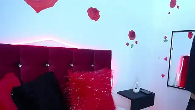 KarinaSantana_ from StripChat is Freechat
