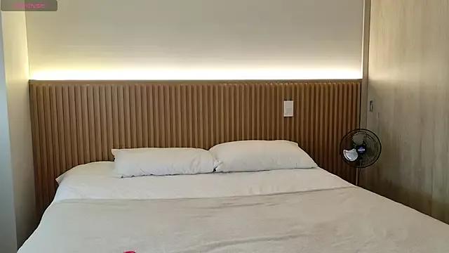karinasantos_ from StripChat is Freechat
