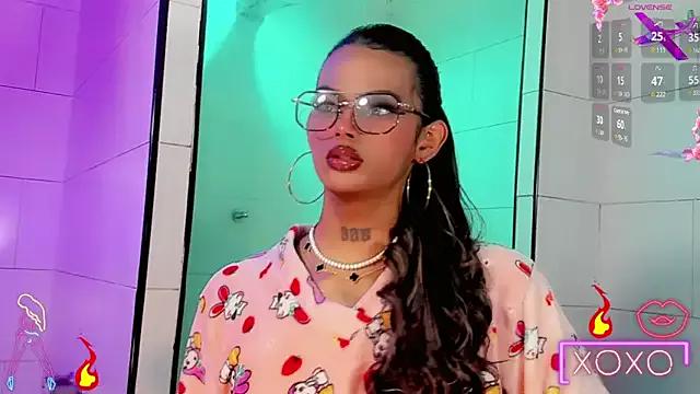 Karine_sanz webcams show profile image 