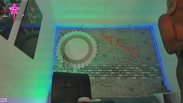 Dirty chat webcam: explore liveshows with versed models, from laying bare to fetishes, in a variety of sexy free adult webcams.