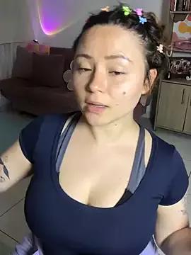 karlahush from StripChat is Freechat