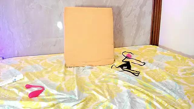 KarlaPhilliss from StripChat is Freechat