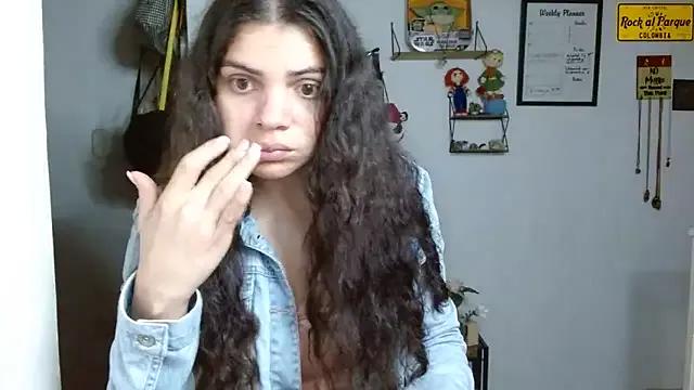 karoll8 from StripChat is Freechat