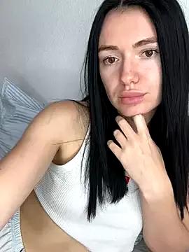 karrr__aaa from StripChat