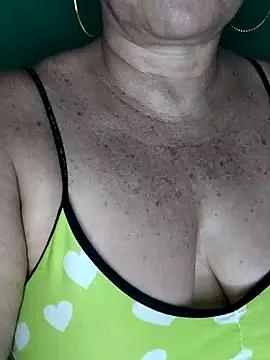 Kasandra_Ho from StripChat