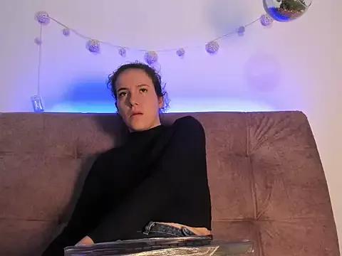 katalella_brown1 from StripChat