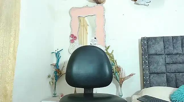 KataleyaQueen_ from StripChat