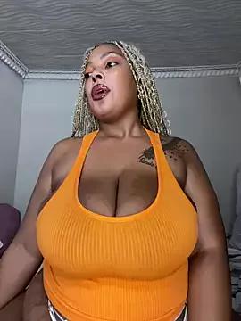 Katamia25 from StripChat