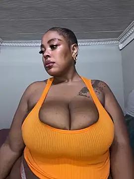 Katamia25 from StripChat