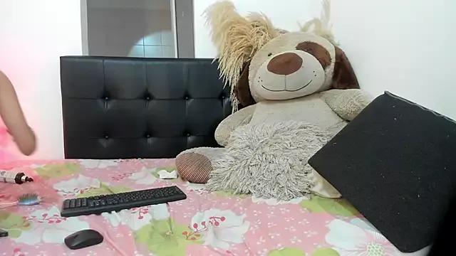 KateBarton11 from StripChat is Freechat