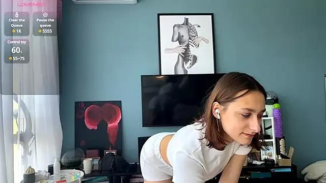 Katelyn_spoon from StripChat is Freechat