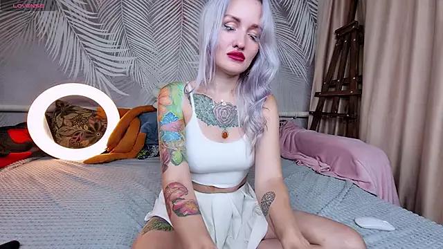 Dirty chat webcam: explore liveshows with versed models, from laying bare to fetishes, in a variety of sexy free adult webcams.