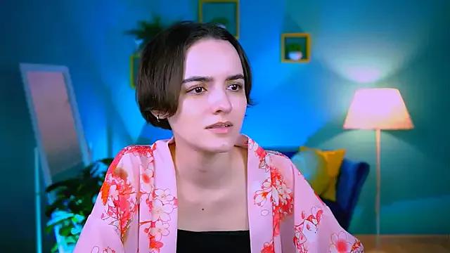 KateWillows from StripChat is Freechat