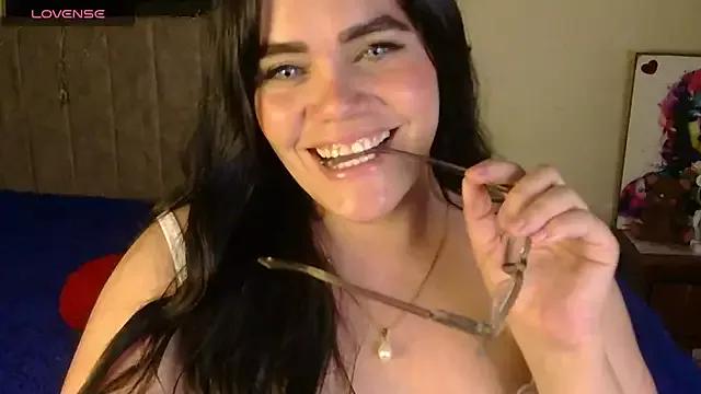 katherin_blue33 from StripChat is Freechat