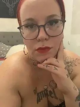 Photos of Kathy-Deluxe from StripChat is Freechat