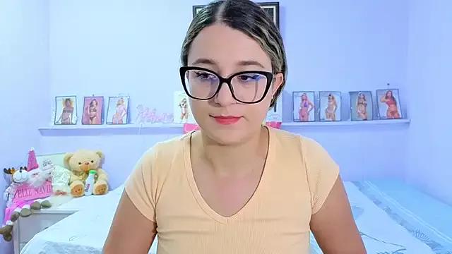 katiaa_lovv from StripChat is Freechat