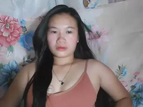 Katie_Winslet from StripChat is Freechat