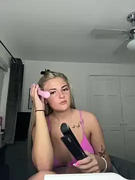 Photos of KatieGrace from StripChat is Group