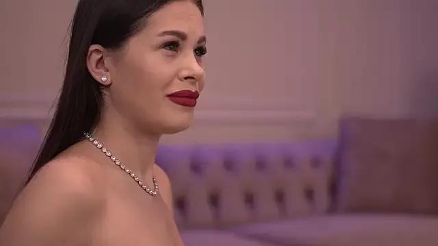 KatieHayes from StripChat is Freechat