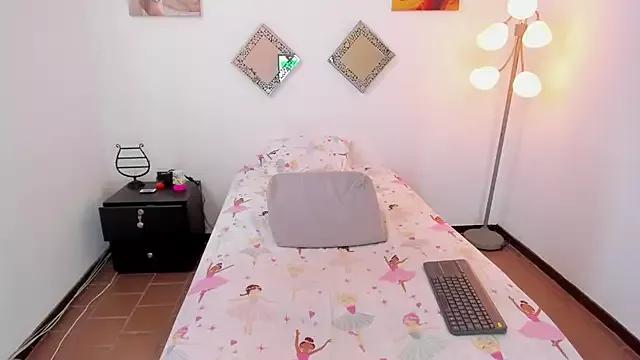 kattadoll from StripChat