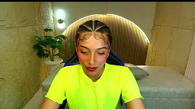 katty_berry_r from StripChat