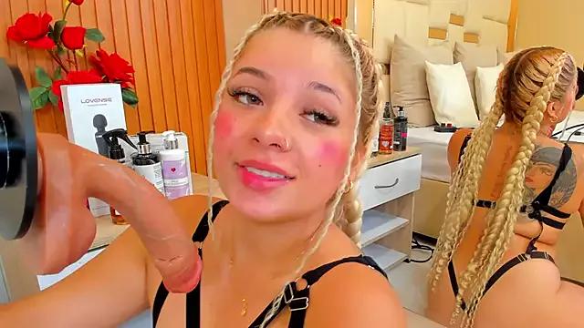 katty_rouser from StripChat